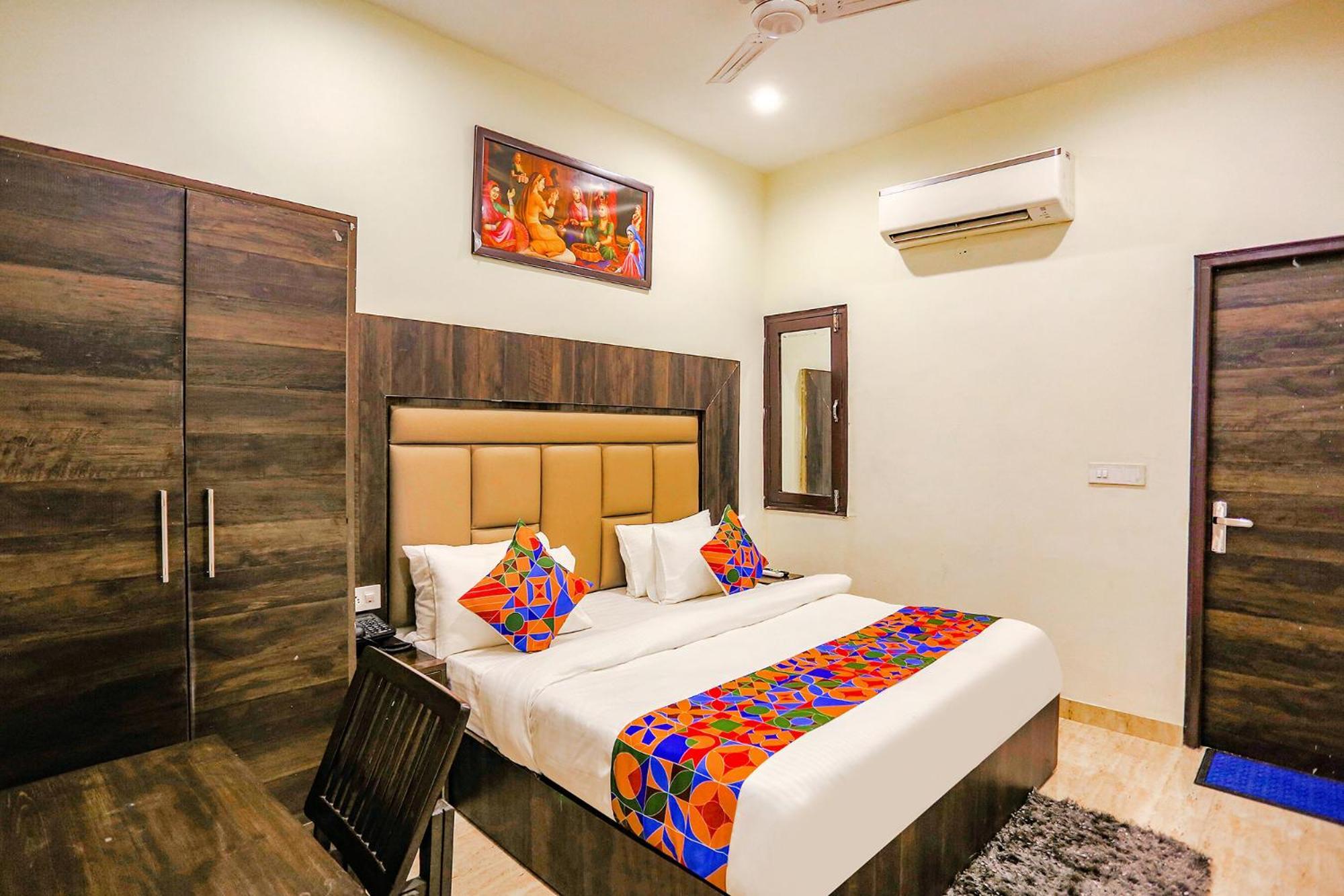 Fabhotel The Kiara Near Igi Delhi Airport New Delhi Exteriör bild
