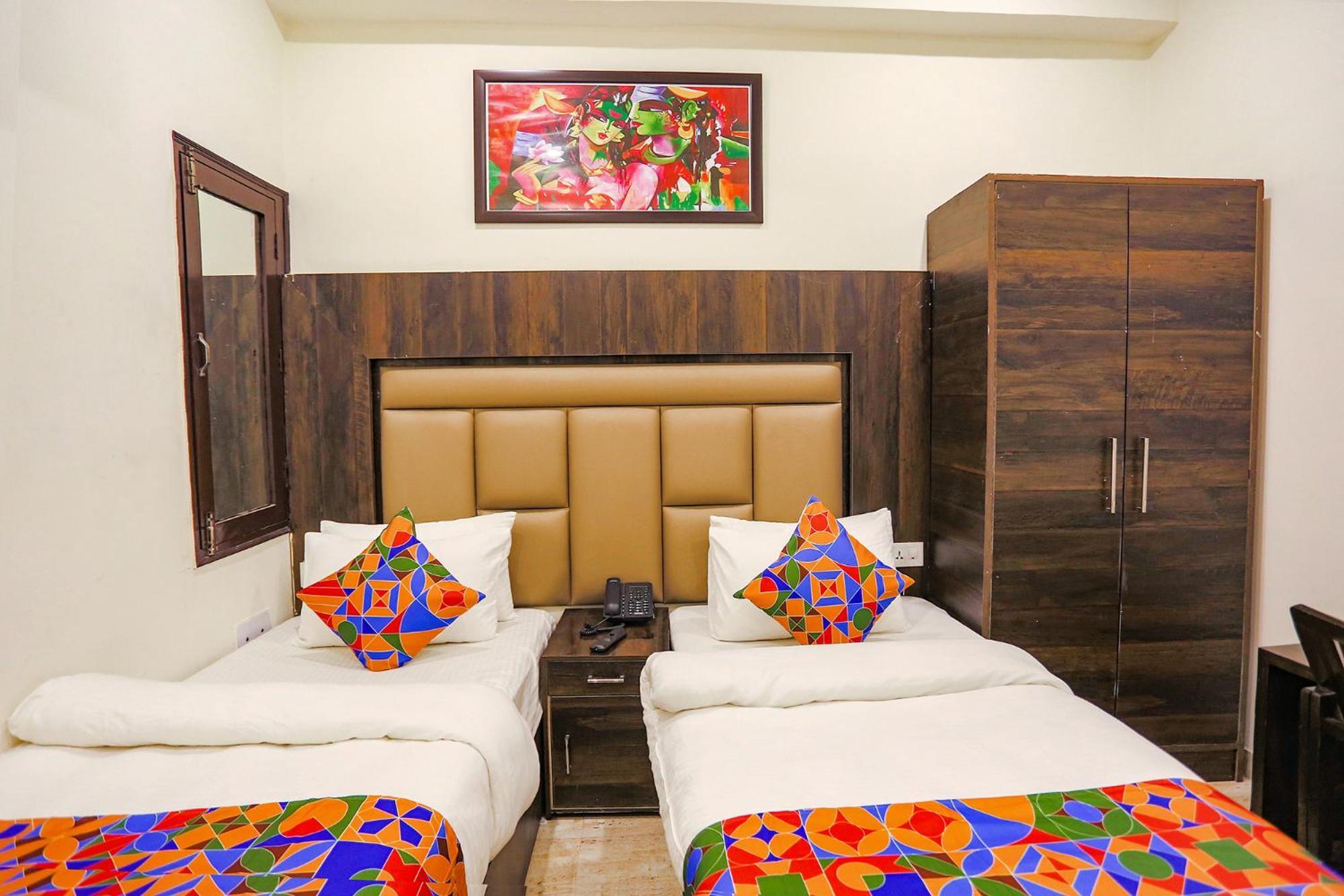 Fabhotel The Kiara Near Igi Delhi Airport New Delhi Exteriör bild