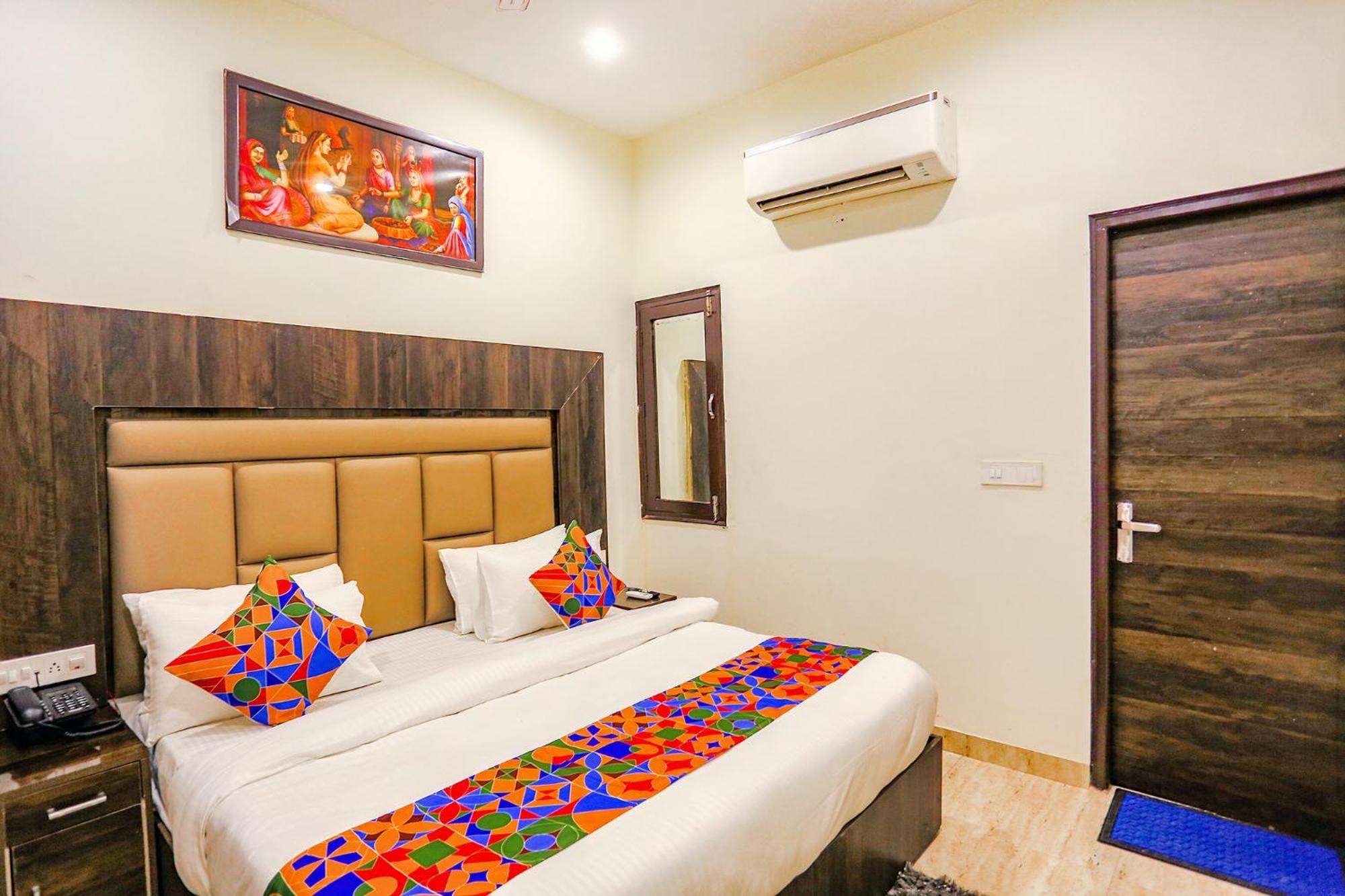 Fabhotel The Kiara Near Igi Delhi Airport New Delhi Exteriör bild
