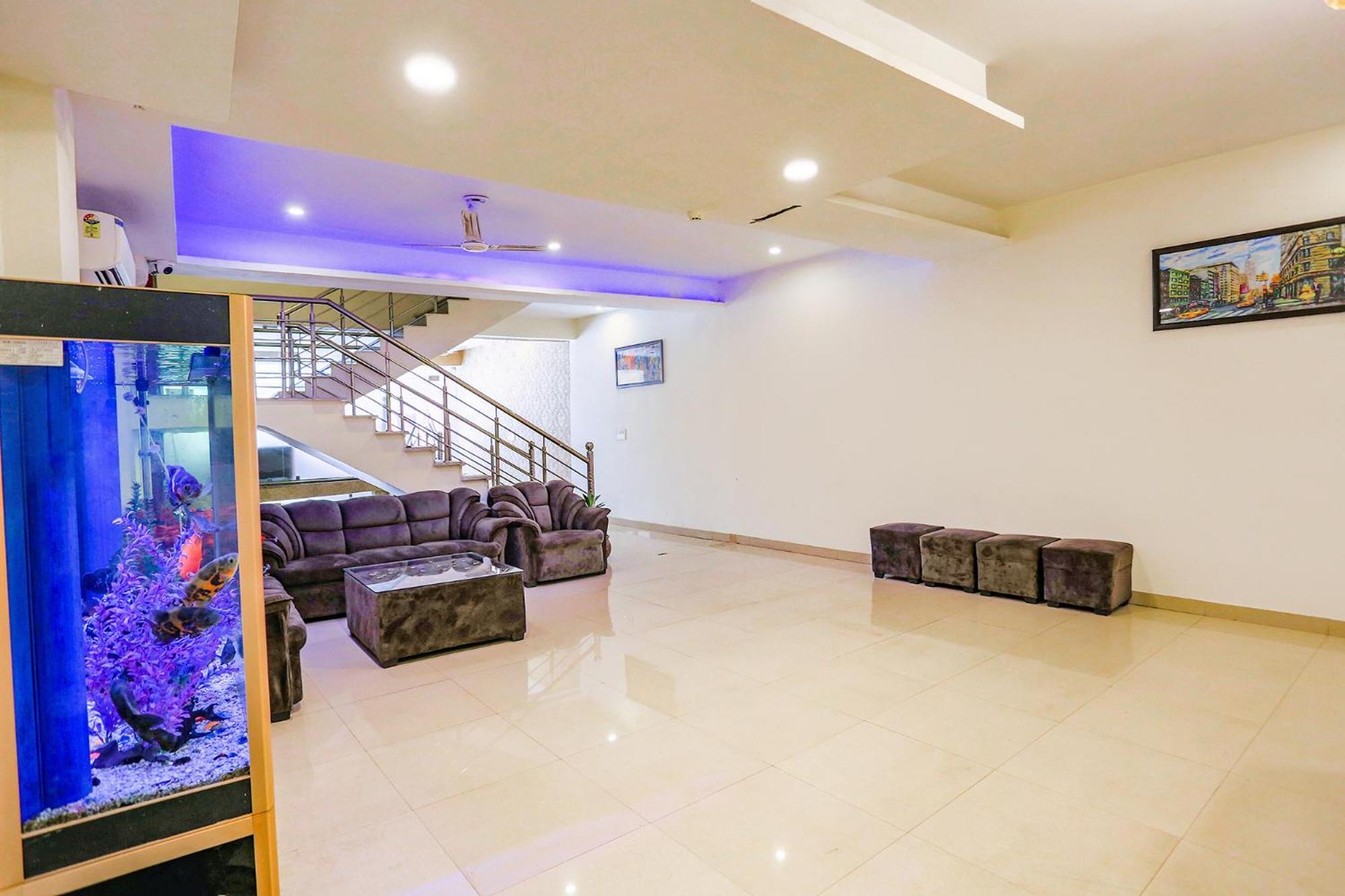 Fabhotel The Kiara Near Igi Delhi Airport New Delhi Exteriör bild