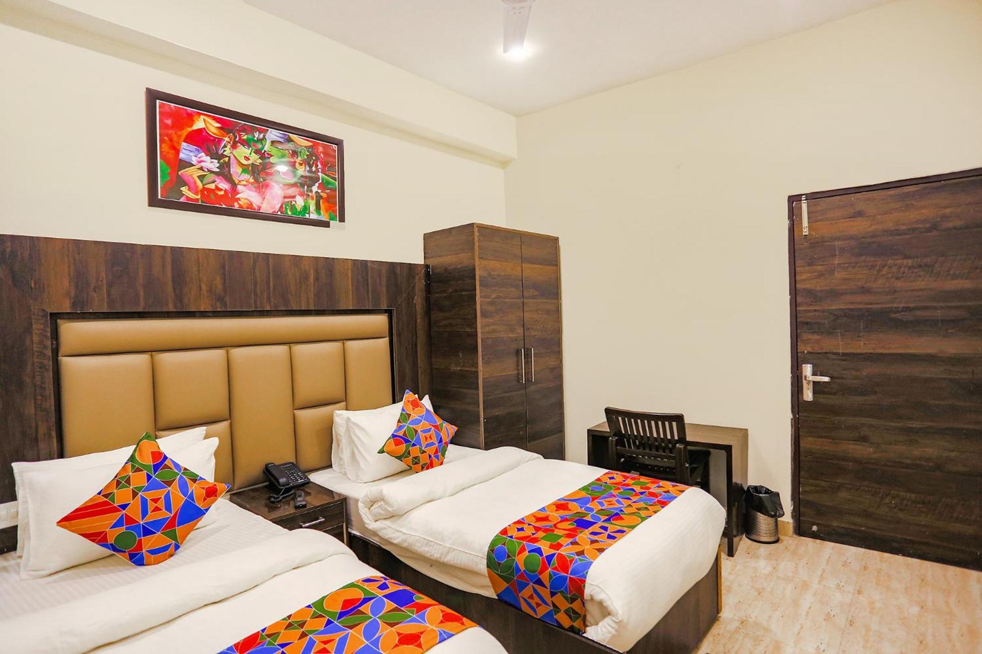 Fabhotel The Kiara Near Igi Delhi Airport New Delhi Exteriör bild