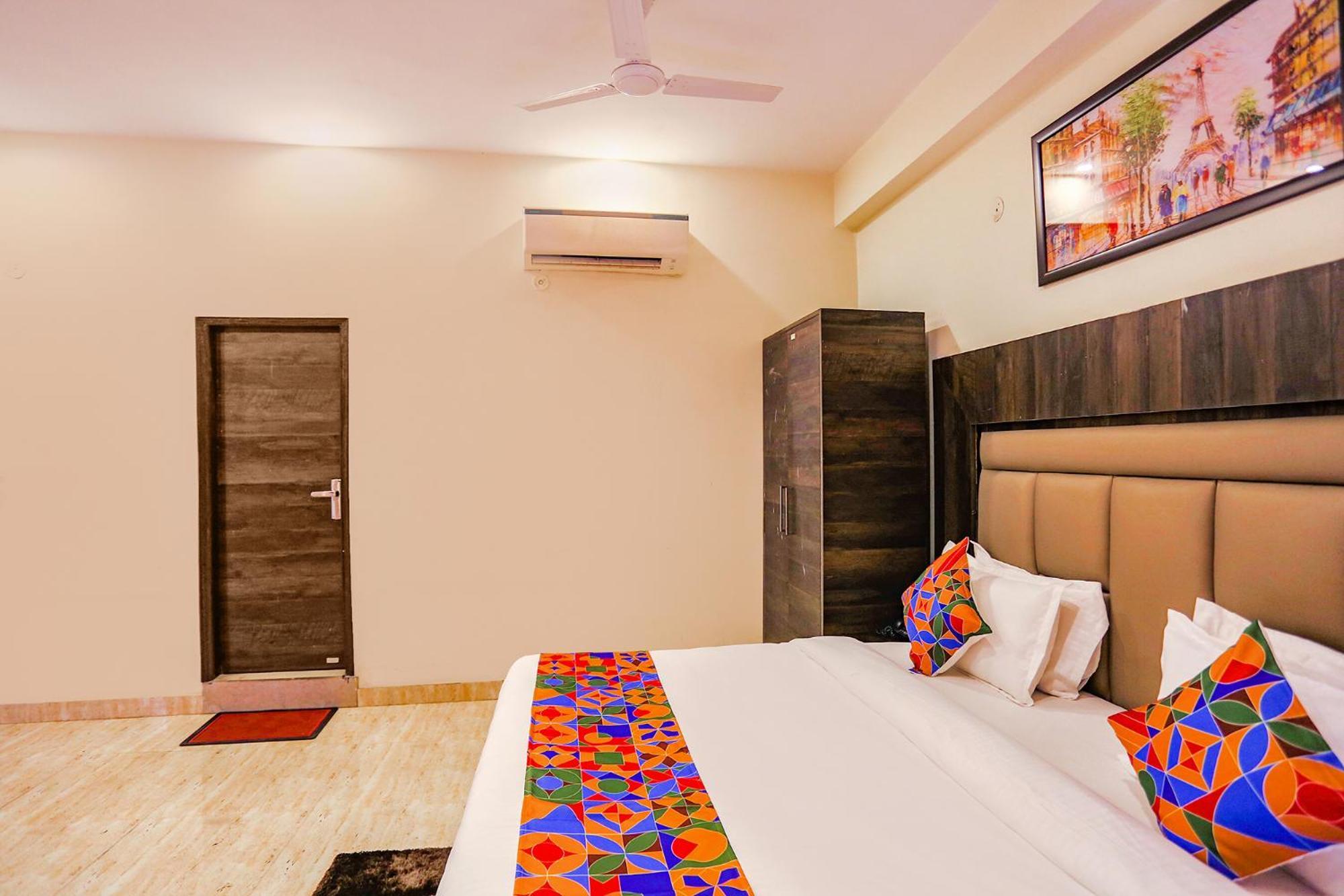 Fabhotel The Kiara Near Igi Delhi Airport New Delhi Exteriör bild