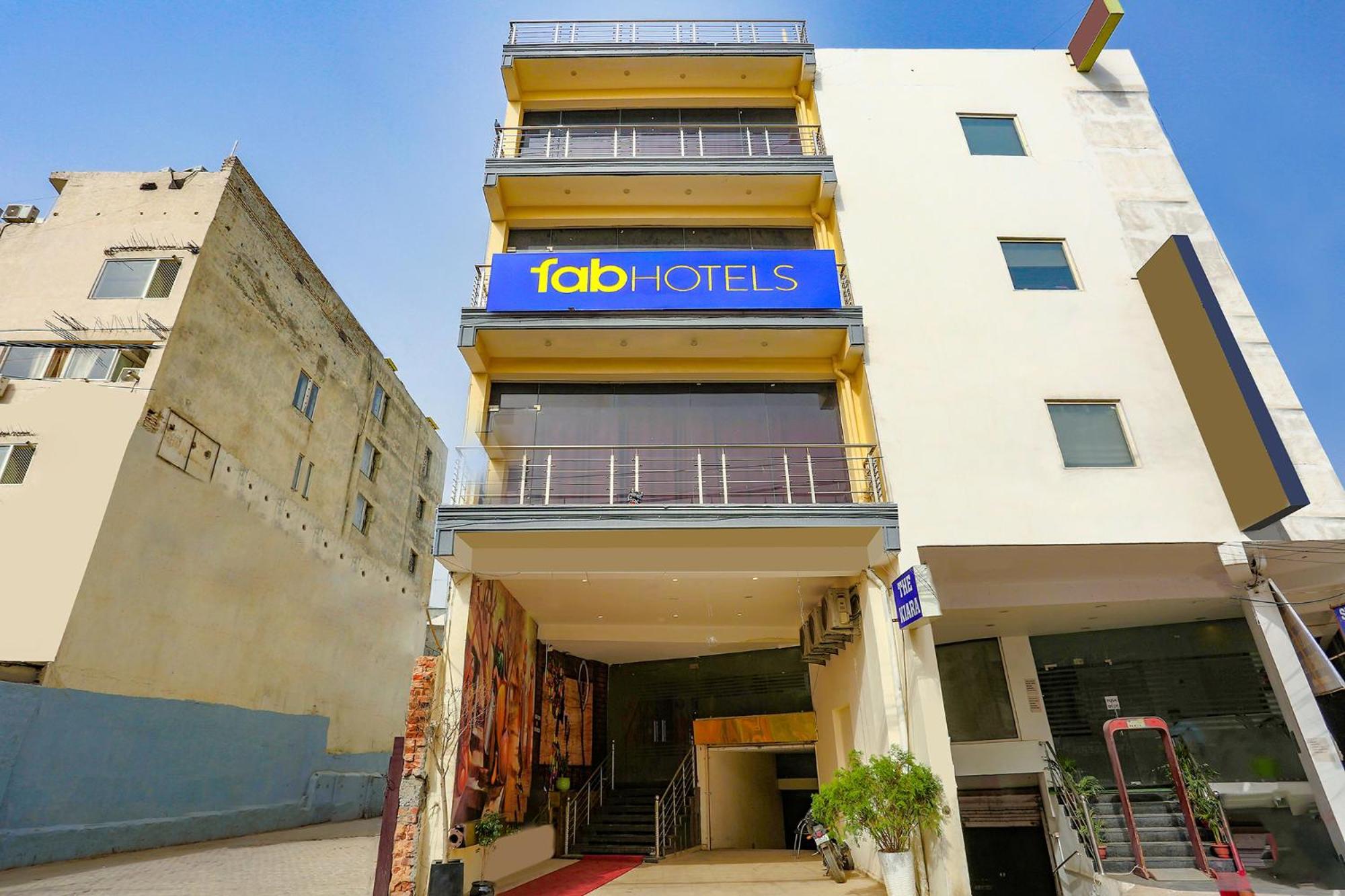 Fabhotel The Kiara Near Igi Delhi Airport New Delhi Exteriör bild
